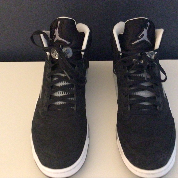Nike Air Jordan 5 Retro. Size 16. Black/White (Oreo). Excellent used condition. - Picture 4 of 7